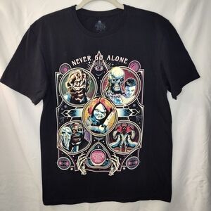 Universal Studios Halloween Horror Nights HHN Never Go Alone T Shirt 2023 Medium